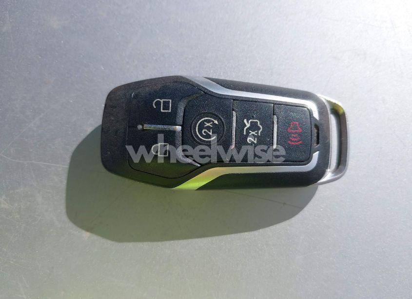 Photo 11 of 2015 Ford Mustang V6 (VIN 1FA6P8AM8F5362617)