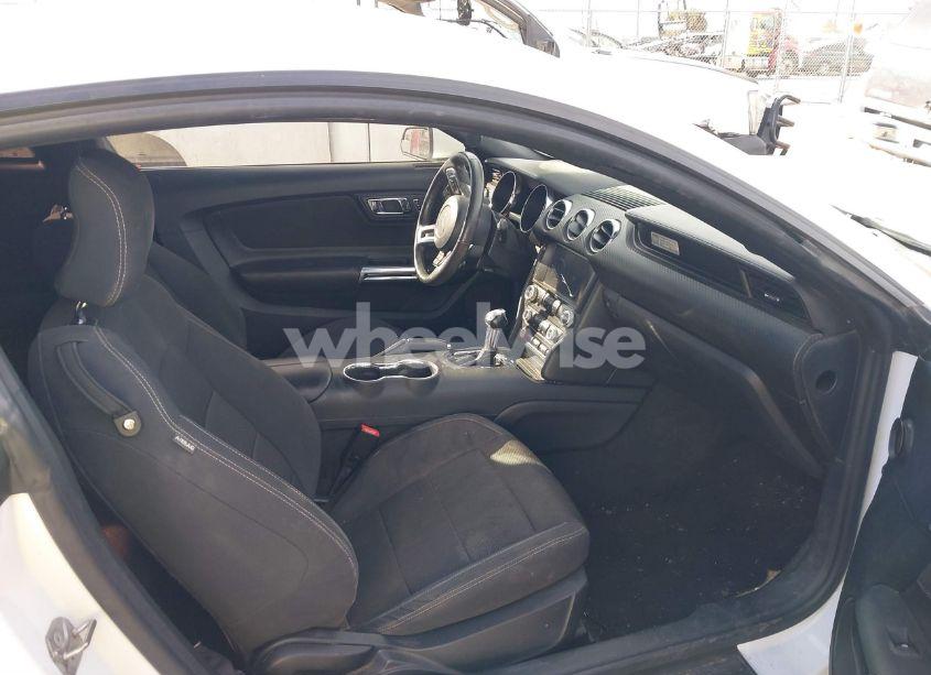 Photo 5 of 2015 Ford Mustang V6 (VIN 1FA6P8AM8F5362617)