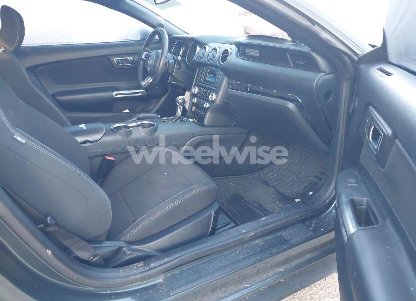 Photo 5 of 2015 Ford Mustang V6 (VIN 1FA6P8AM8F5406602)