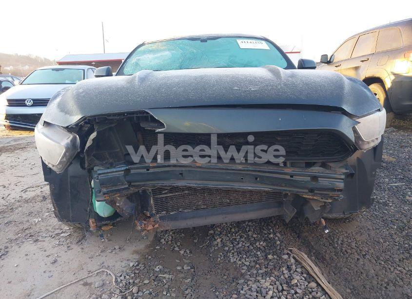 Photo 6 of 2015 Ford Mustang V6 (VIN 1FA6P8AM8F5406602)