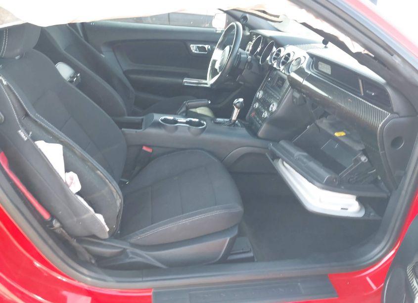 Photo 5 of 2016 Ford Mustang V6 (VIN 1FA6P8AM8G5225985)