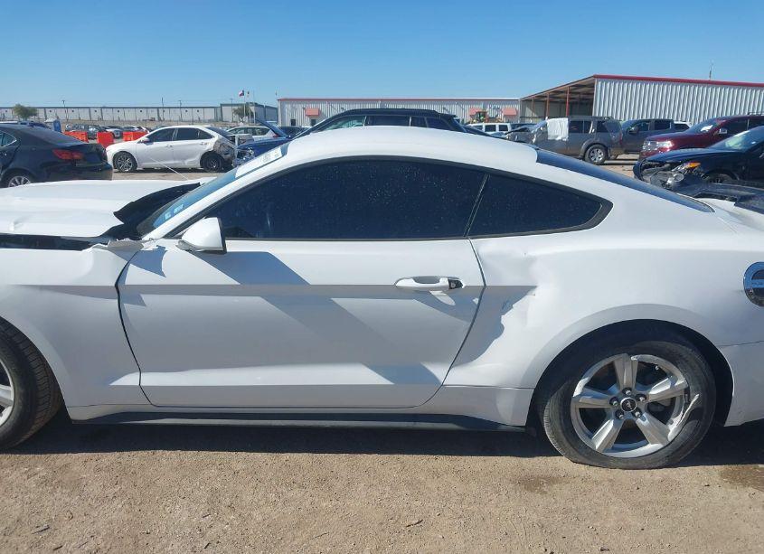 Photo 14 of 2016 Ford Mustang V6 (VIN 1FA6P8AM8G5283952)