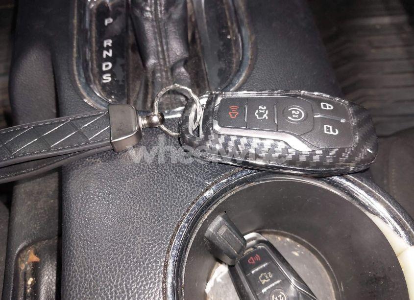 Photo 11 of 2016 Ford Mustang V6 (VIN 1FA6P8AM8G5293266)