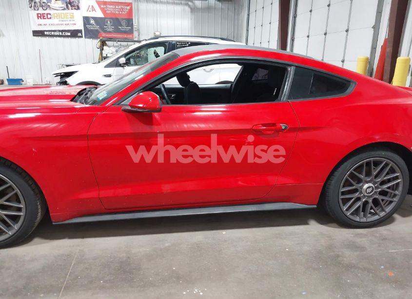 Photo 14 of 2016 Ford Mustang V6 (VIN 1FA6P8AM8G5293266)