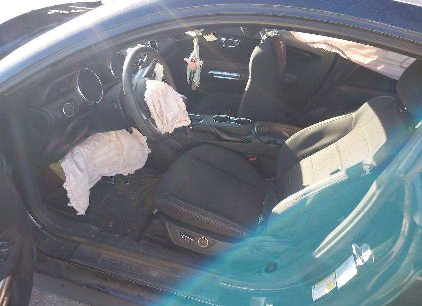 Photo 5 of 2016 Ford Mustang V6 (VIN 1FA6P8AM8G5317100)