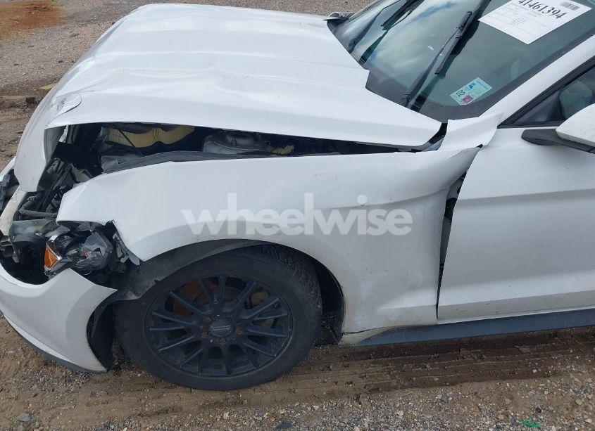 Photo 21 of 2017 Ford Mustang V6 (VIN 1FA6P8AM8H5228256)