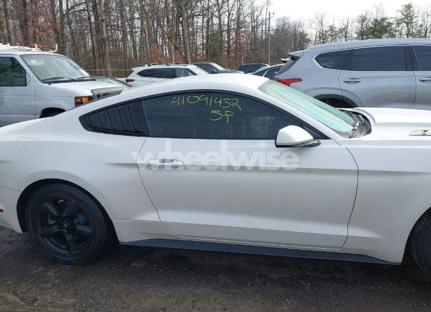 Photo 13 of 2017 Ford Mustang V6 (VIN 1FA6P8AM8H5251052)