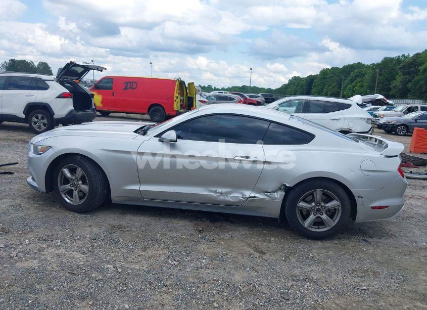 Photo 13 of 2017 Ford Mustang V6 (VIN 1FA6P8AM8H5276260)