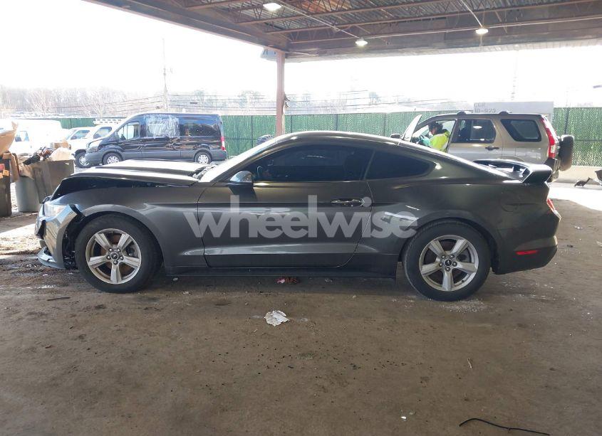 Photo 14 of 2015 Ford Mustang V6 (VIN 1FA6P8AM9F5399823)