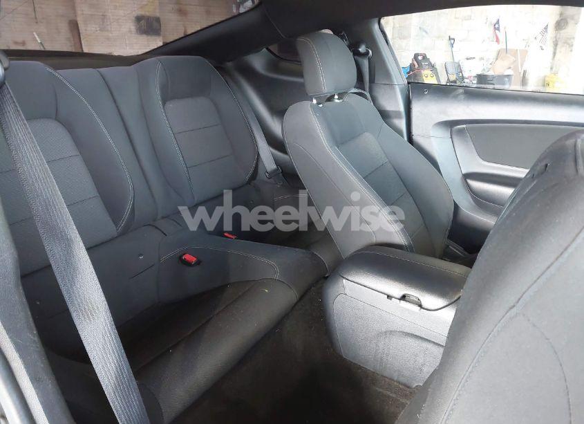 Photo 8 of 2015 Ford Mustang V6 (VIN 1FA6P8AM9F5399823)