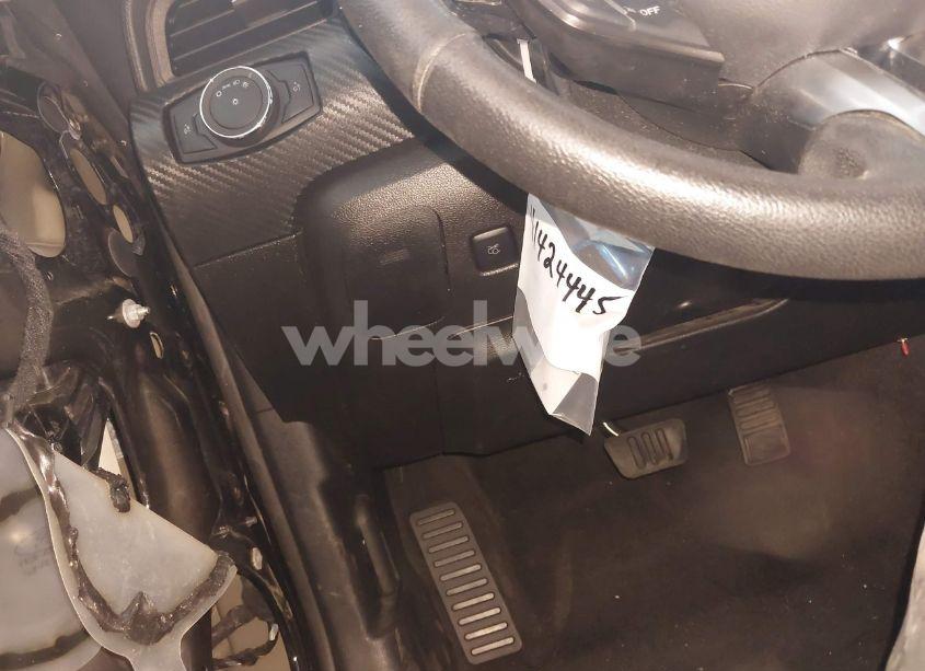 Photo 18 of 2015 Ford Mustang V6 (VIN 1FA6P8AM9F5403756)