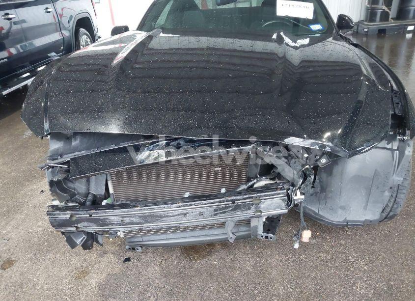 Photo 6 of 2016 Ford Mustang V6 (VIN 1FA6P8AM9G5267565)