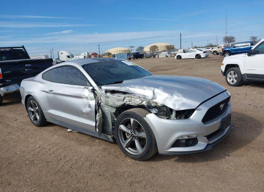 Photo 13 of 2016 Ford Mustang V6 (VIN 1FA6P8AMXG5241900)