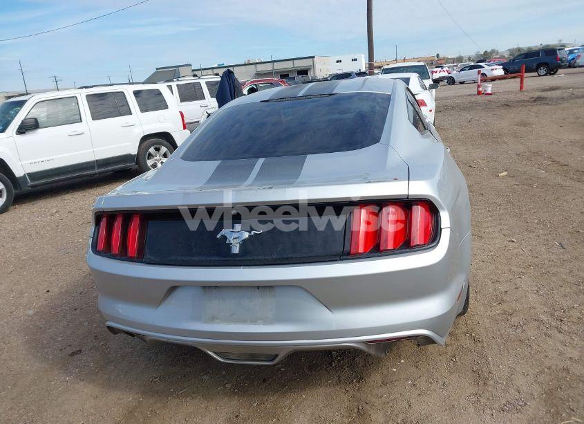 Photo 16 of 2016 Ford Mustang V6 (VIN 1FA6P8AMXG5241900)