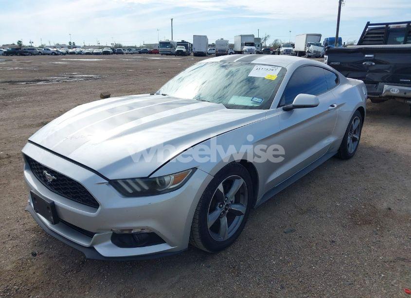Photo 2 of 2016 Ford Mustang V6 (VIN 1FA6P8AMXG5241900)