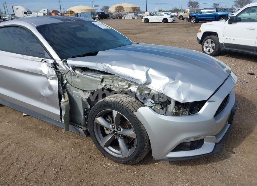 Photo 6 of 2016 Ford Mustang V6 (VIN 1FA6P8AMXG5241900)