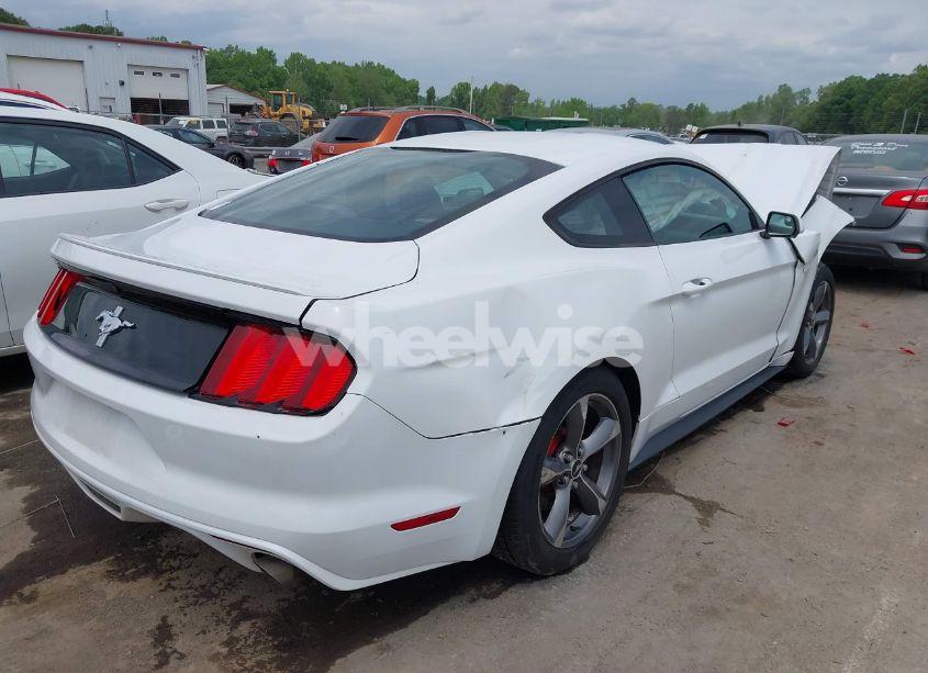 Photo 4 of 2016 Ford Mustang V6 (VIN 1FA6P8AMXG5292619)