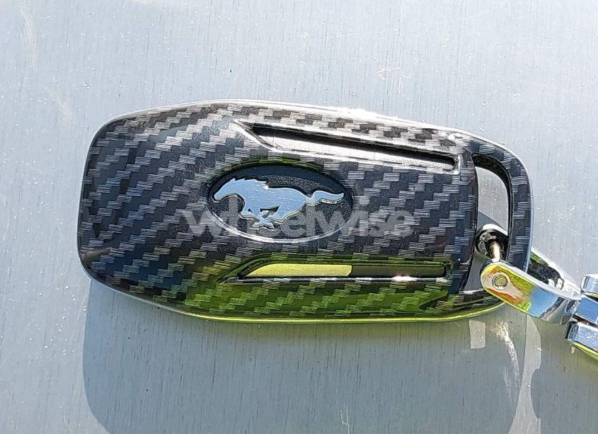 Photo 11 of 2017 Ford Mustang V6 (VIN 1FA6P8AMXH5226346)