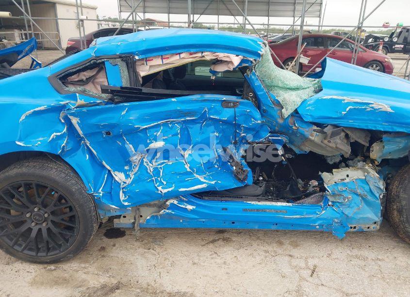 Photo 13 of 2017 Ford Mustang V6 (VIN 1FA6P8AMXH5228856)