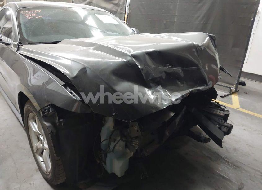 Photo 17 of 2017 Ford Mustang V6 (VIN 1FA6P8AMXH5351993)