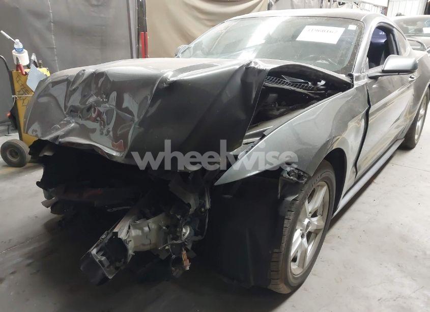 Photo 6 of 2017 Ford Mustang V6 (VIN 1FA6P8AMXH5351993)