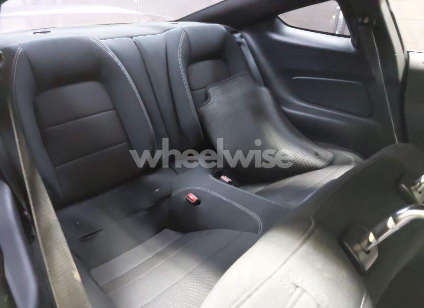 Photo 8 of 2017 Ford Mustang V6 (VIN 1FA6P8AMXH5351993)