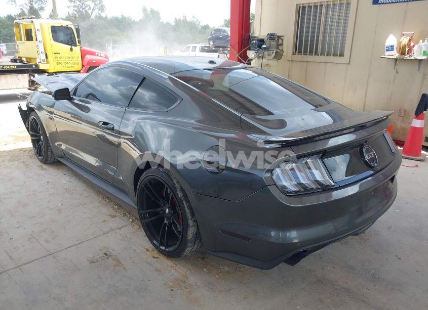 Photo 3 of 2017 Ford Mustang GT PREMIUM (VIN 1FA6P8CF0H5237046)