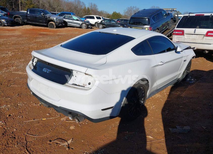 Photo 4 of 2018 Ford Mustang GT (VIN 1FA6P8CF0J5104602)
