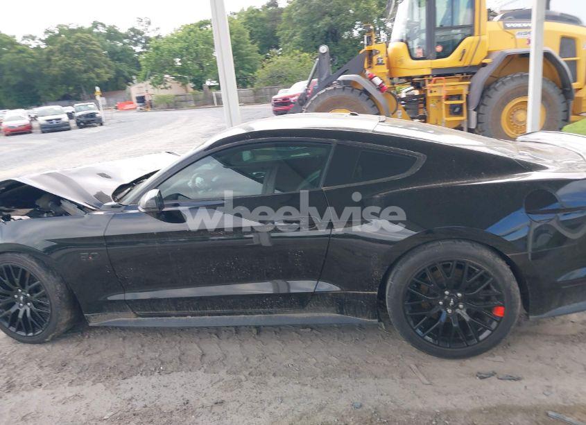 Photo 15 of 2018 Ford Mustang GT PREMIUM (VIN 1FA6P8CF0J5184418)