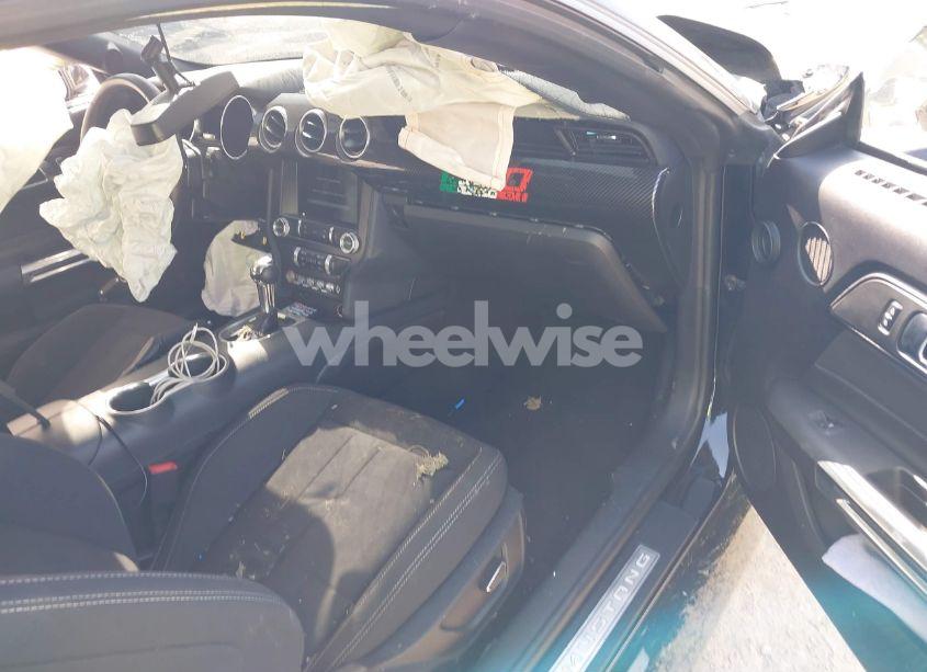 Photo 5 of 2019 Ford Mustang GT (VIN 1FA6P8CF0K5129940)