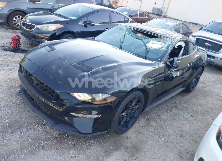 Photo 2 of 2020 Ford Mustang GT PREMIUM FASTBACK (VIN 1FA6P8CF0L5111391)