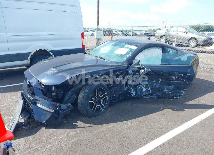 Photo 2 of 2021 Ford Mustang GT PREMIUM (VIN 1FA6P8CF0M5109190)