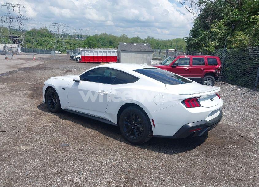 Photo 3 of 2024 Ford Mustang GT FASTBACK (VIN 1FA6P8CF0R5411649)