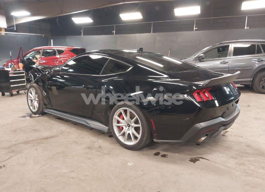 Photo 3 of 2024 Ford Mustang GT PREMIUM FASTBACK (VIN 1FA6P8CF0R5420366)