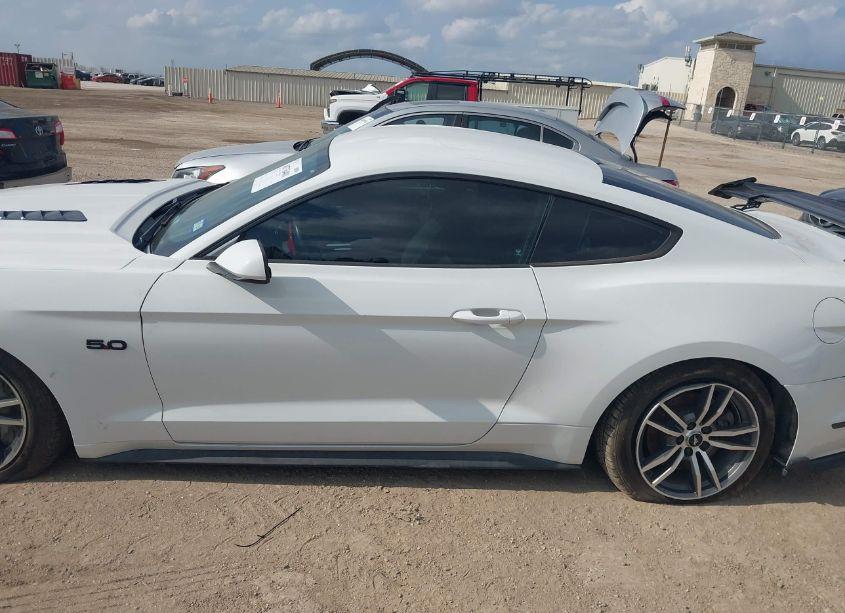 Photo 14 of 2016 Ford Mustang GT (VIN 1FA6P8CF1G5229763)