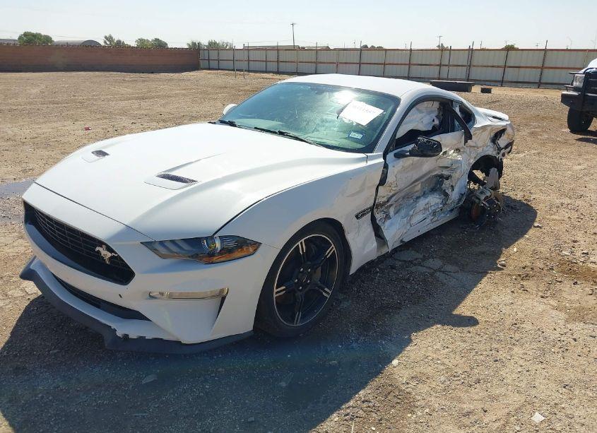 Photo 2 of 2019 Ford Mustang GT PREMIUM (VIN 1FA6P8CF1K5102178)