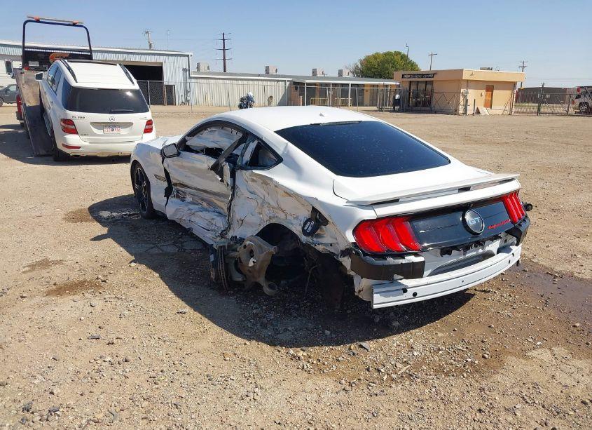 Photo 3 of 2019 Ford Mustang GT PREMIUM (VIN 1FA6P8CF1K5102178)