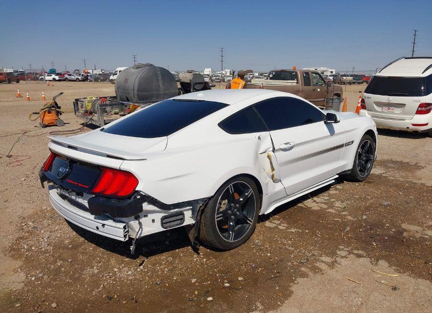 Photo 4 of 2019 Ford Mustang GT PREMIUM (VIN 1FA6P8CF1K5102178)