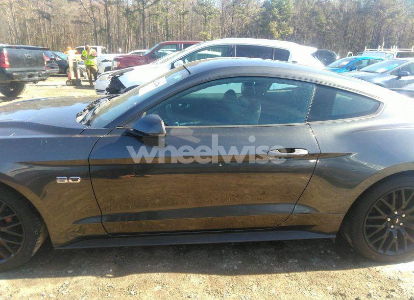 Photo 15 of 2020 Ford Mustang GT PREMIUM FASTBACK (VIN 1FA6P8CF1L5126563)