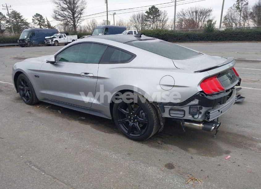Photo 3 of 2020 Ford Mustang GT PREMIUM FASTBACK (VIN 1FA6P8CF1L5142939)