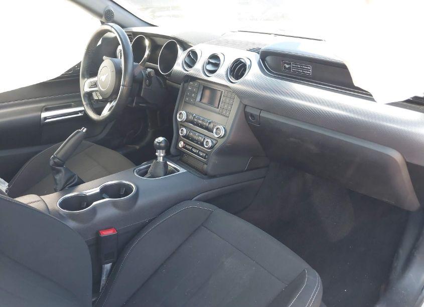 Photo 5 of 2020 Ford Mustang GT (VIN 1FA6P8CF1L5191381)