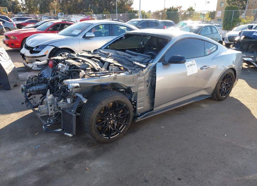 Photo 2 of 2024 Ford Mustang GT PREMIUM (VIN 1FA6P8CF1R5415936)