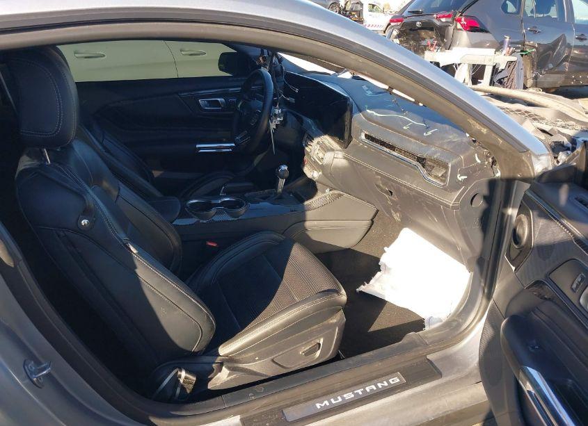 Photo 5 of 2024 Ford Mustang GT PREMIUM (VIN 1FA6P8CF1R5415936)