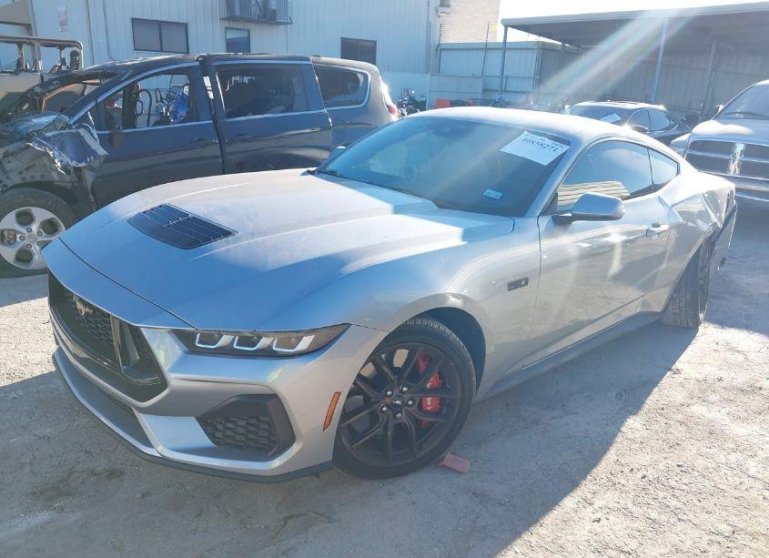 Photo 2 of 2024 Ford Mustang GT PREMIUM (VIN 1FA6P8CF1R5418366)