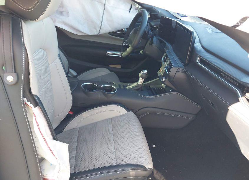 Photo 5 of 2024 Ford Mustang GT PREMIUM (VIN 1FA6P8CF1R5418366)