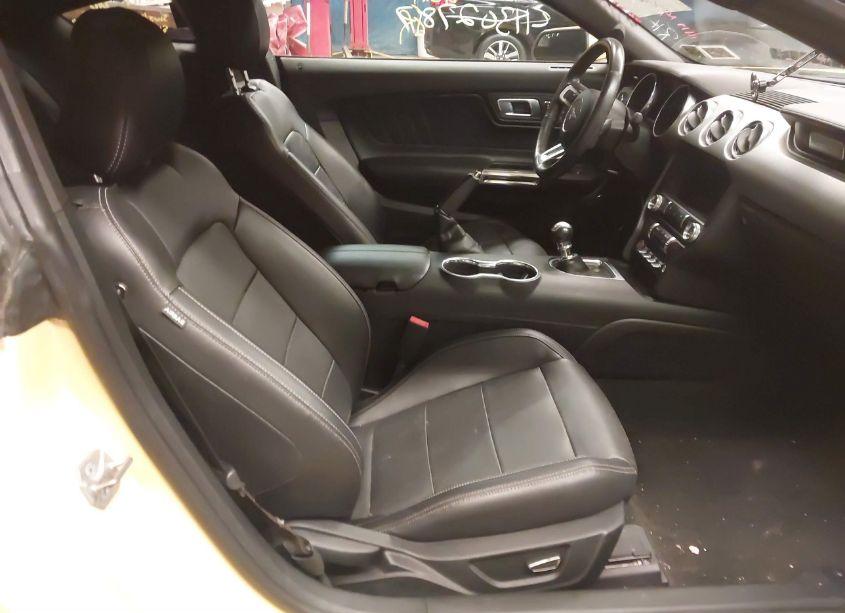 Photo 5 of 2018 Ford Mustang GT PREMIUM (VIN 1FA6P8CF2J5107176)