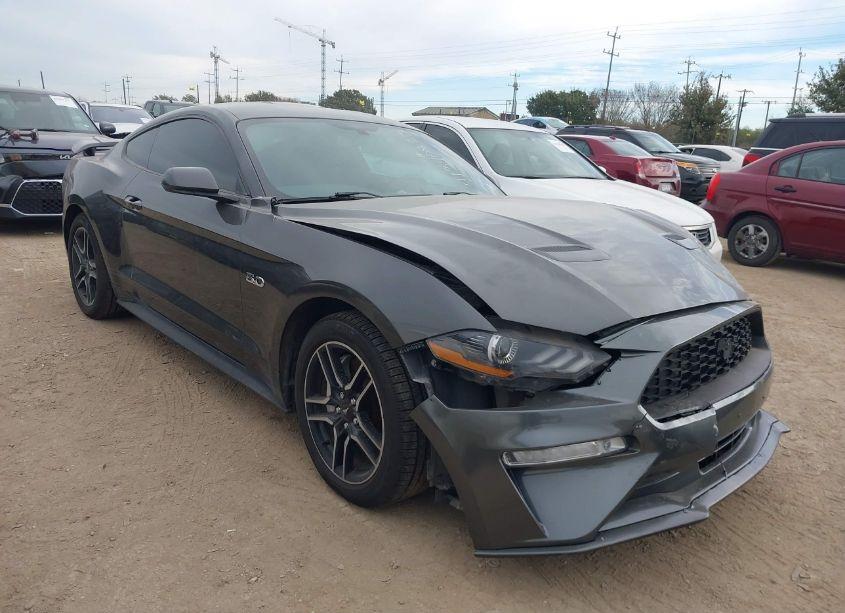 2018 Ford Mustang GT (VIN 1FA6P8CF2J5122549) main photo