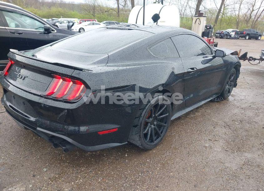 Photo 4 of 2018 Ford Mustang GT (VIN 1FA6P8CF2J5126231)