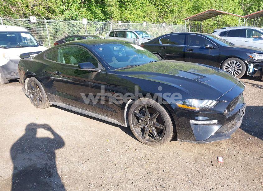 2019 Ford Mustang GT (VIN 1FA6P8CF2K5108720) main photo