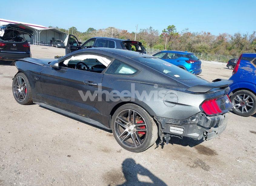 Photo 3 of 2020 Ford Mustang GT PREMIUM FASTBACK (VIN 1FA6P8CF2L5131240)